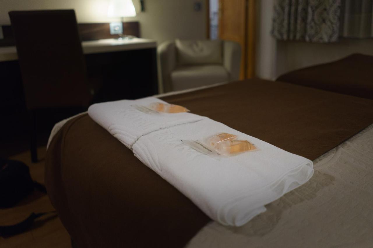 Hospedium Hotel Triana Miajadas Dış mekan fotoğraf
