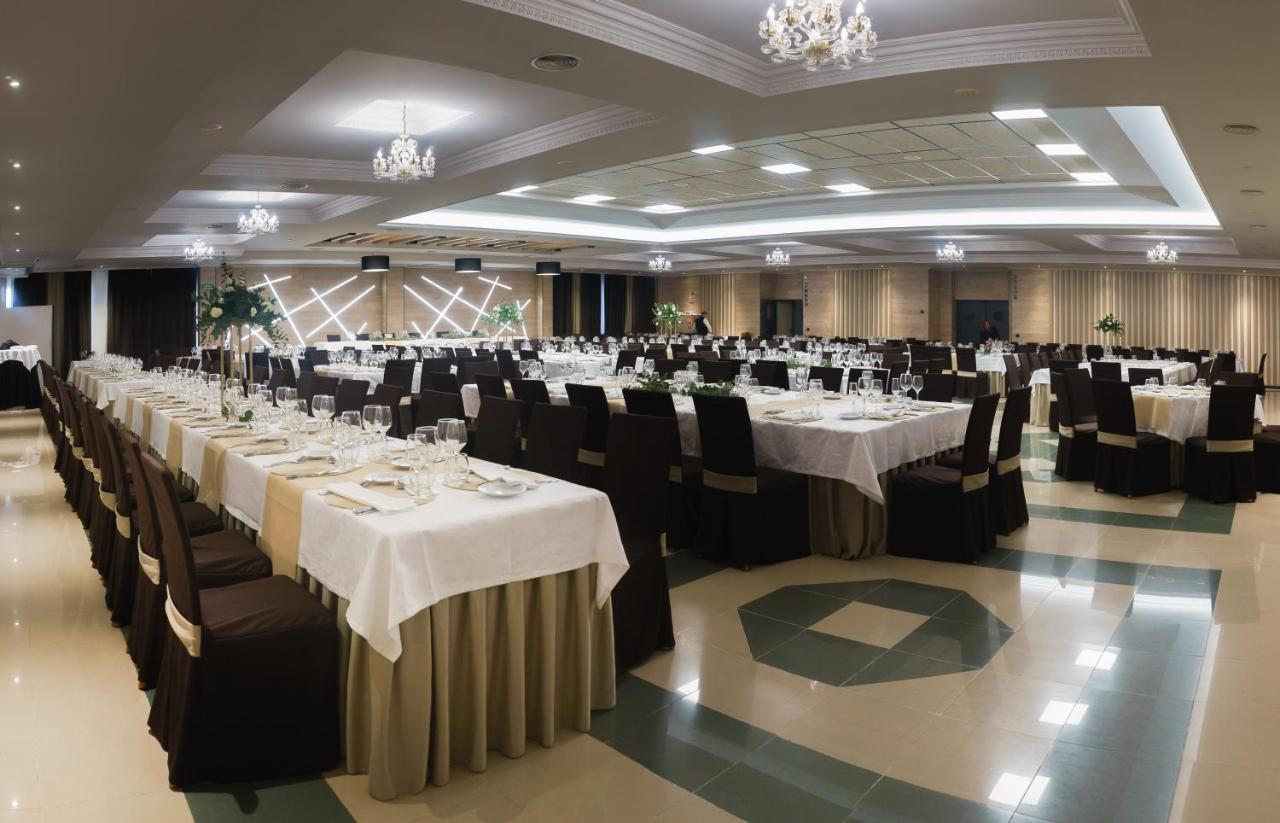 Hospedium Hotel Triana Miajadas Dış mekan fotoğraf
