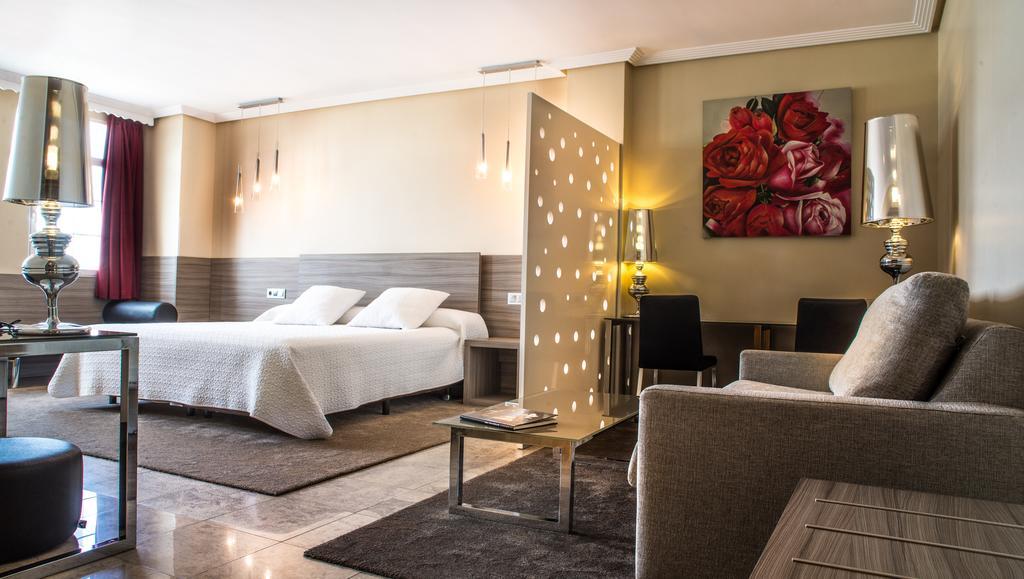 Hospedium Hotel Triana Miajadas Oda fotoğraf