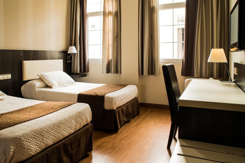 Hospedium Hotel Triana Miajadas Dış mekan fotoğraf